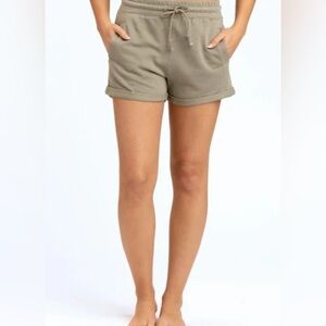 Threads 4 Thoughts Rolled Hem Cotton Shorts, Green size Medium